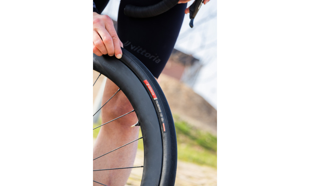 Rengas 28" Vittoria Rubino V G2.0 TLR Fold 700x32c / 32-622 black - 4