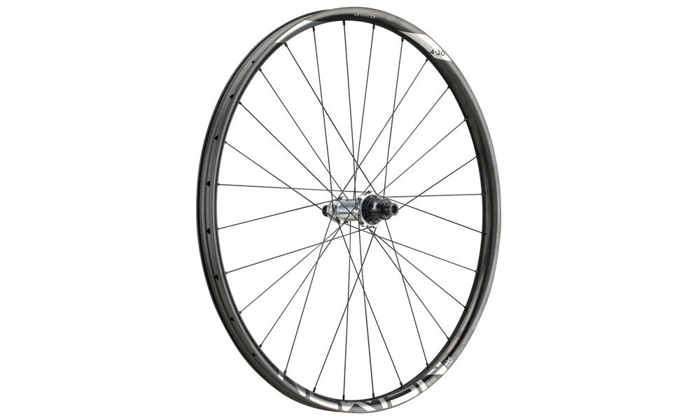 Takapyörä NEWMEN Advanced Carbon SL A.30 27.5" 28H SP C-Lock 12x148 XD - 1