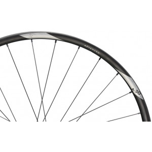 Takapyörä NEWMEN Advanced Carbon SL A.30 27.5" 28H SP C-Lock 12x148 XD