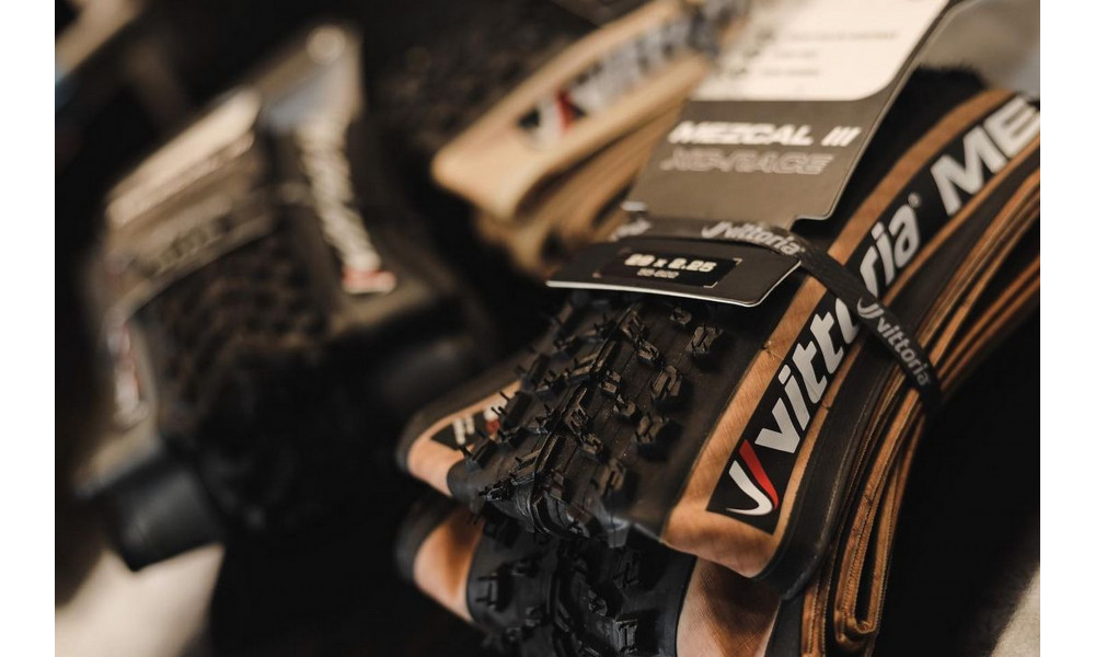 Rengas 29" Vittoria Mezcal TLR Fold 29x2.25 / 55-622 tan - 10