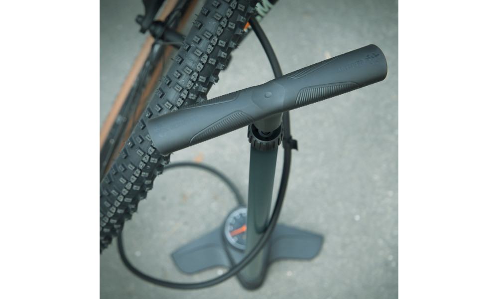 Lattiapumppu SKS Airlite 10.0 black - 6