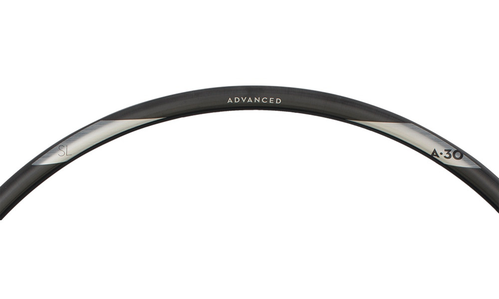 Vanne NEWMEN Advanced Carbon SL A.30 27.5" 32H - 2