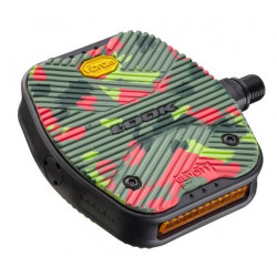 Polkimet Look Geo City Grip camo